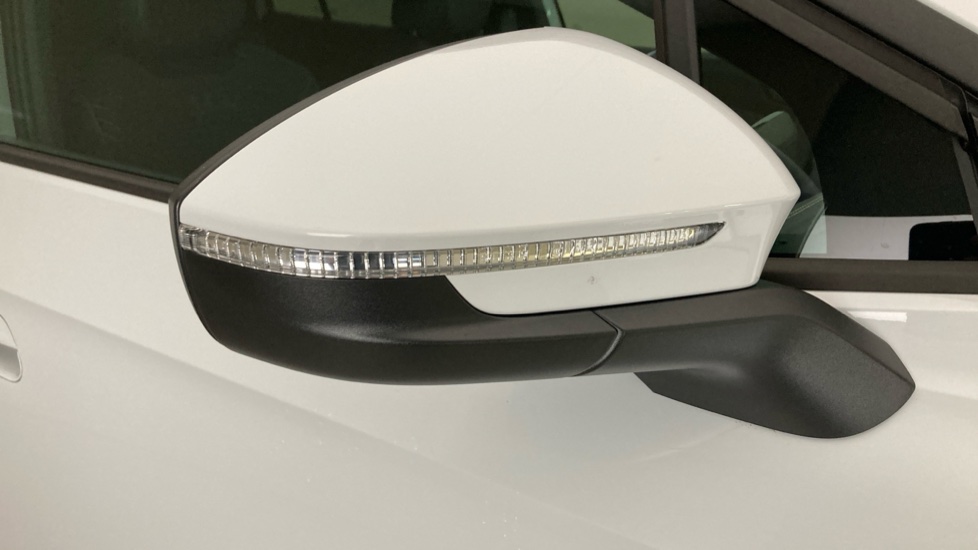 Volkswagen ID.4 210kW Match Pro 77kWh 5dr Auto Electric Estate - Image 29