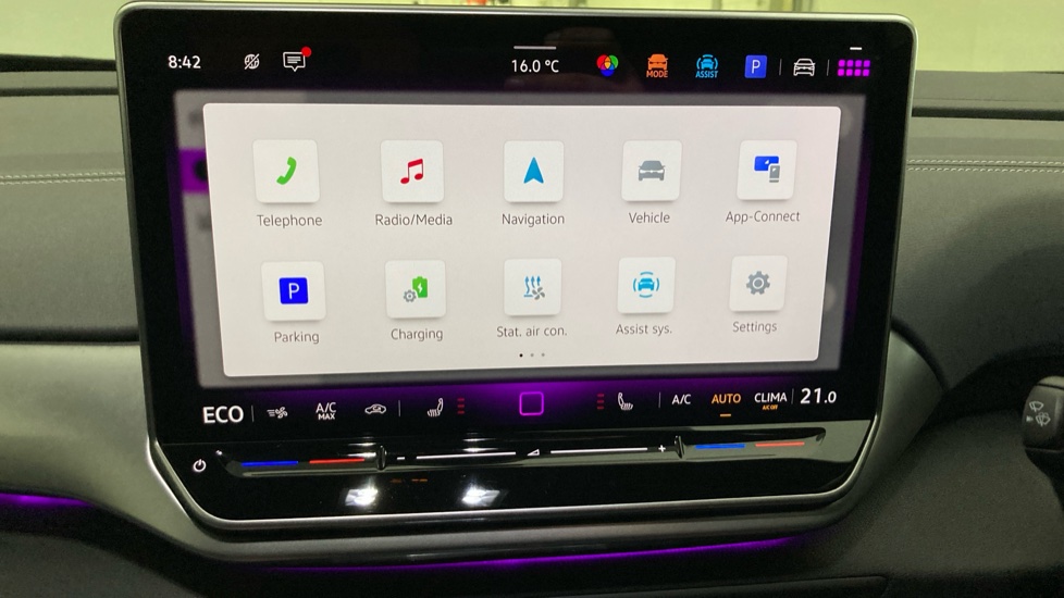 Volkswagen ID.4 210kW Match Pro 77kWh 5dr Auto Electric Estate - Image 31