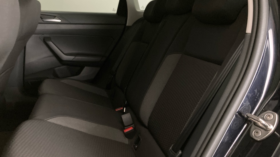 Volkswagen Taigo 1.0 TSI 115 Match 5dr Petrol Hatchback - Image 16