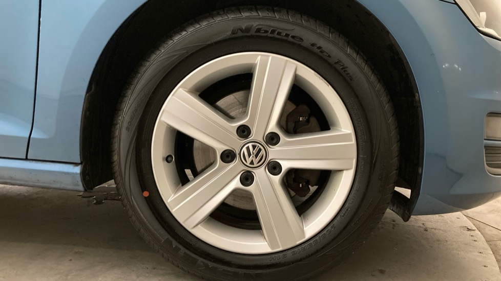 Volkswagen Golf 1.4 TSI Match 5dr Petrol Hatchback - Image 5