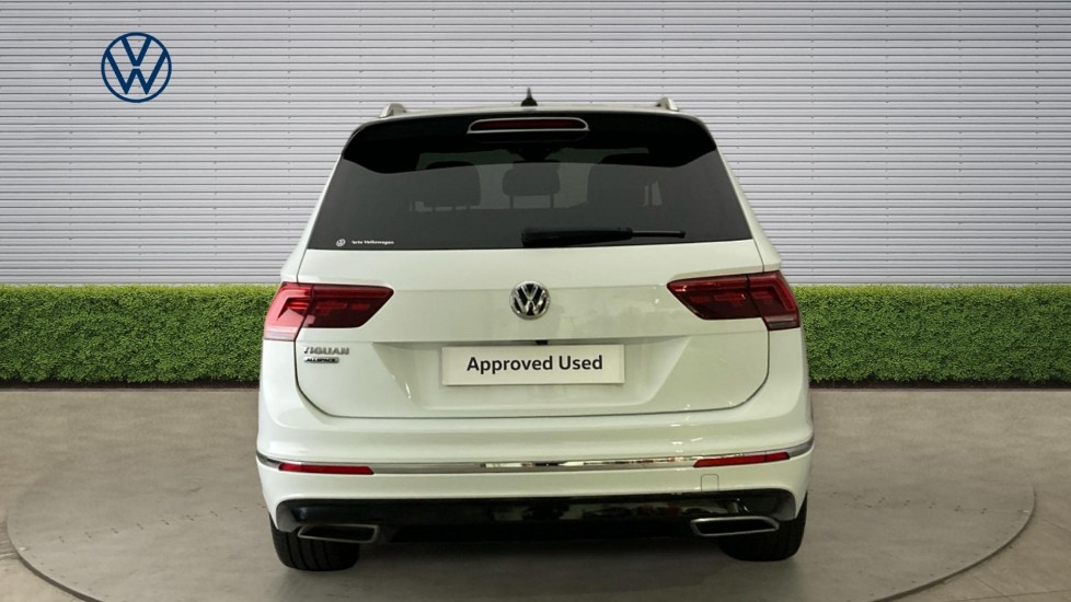 Volkswagen Tiguan Allspace 1.5 TSI EVO R-Line Tech 5dr DSG Petrol Estate - Image 8
