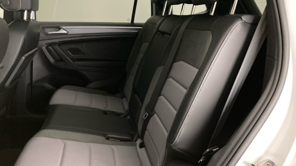 Volkswagen Tiguan Allspace 1.5 TSI EVO R-Line Tech 5dr DSG Petrol Estate - Image 16