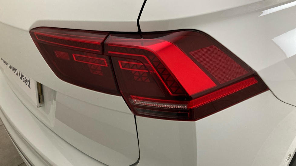 Volkswagen Tiguan Allspace 1.5 TSI EVO R-Line Tech 5dr DSG Petrol Estate - Image 25
