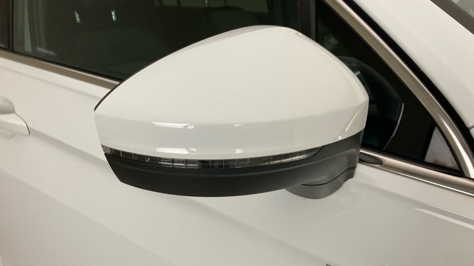 Volkswagen Tiguan Allspace 1.5 TSI EVO R-Line Tech 5dr DSG Petrol Estate - Image 29