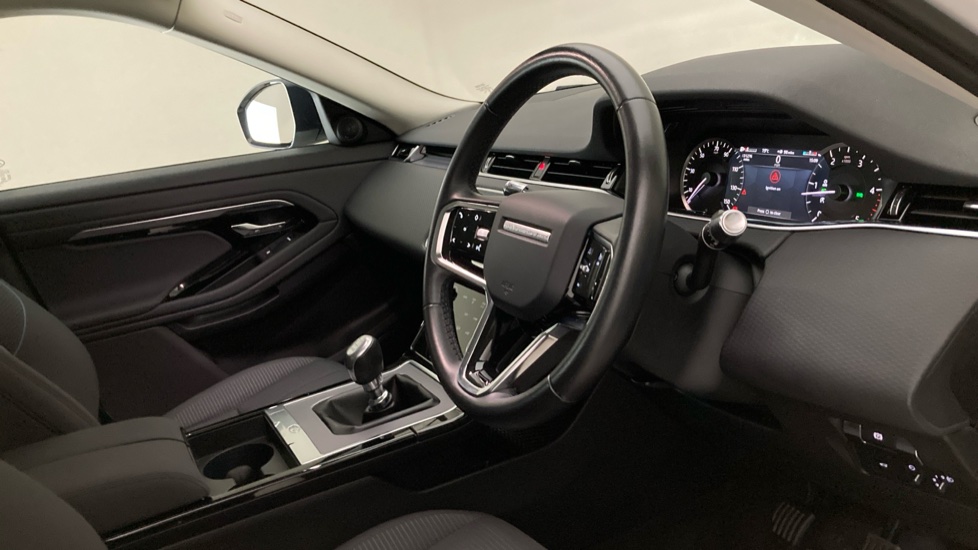 Land Rover Range Rover Evoque 2.0 D165 5dr 2WD Diesel Hatchback - Image 6