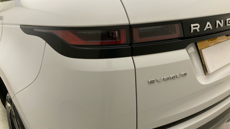 Land Rover Range Rover Evoque 2.0 D165 5dr 2WD Diesel Hatchback - Image 34