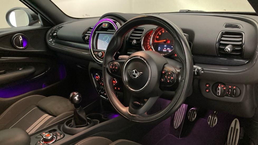 MINI Clubman 2.0 Cooper S Sport 6dr Petrol Estate - Image 6