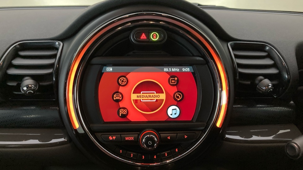 MINI Clubman 2.0 Cooper S Sport 6dr Petrol Estate - Image 12