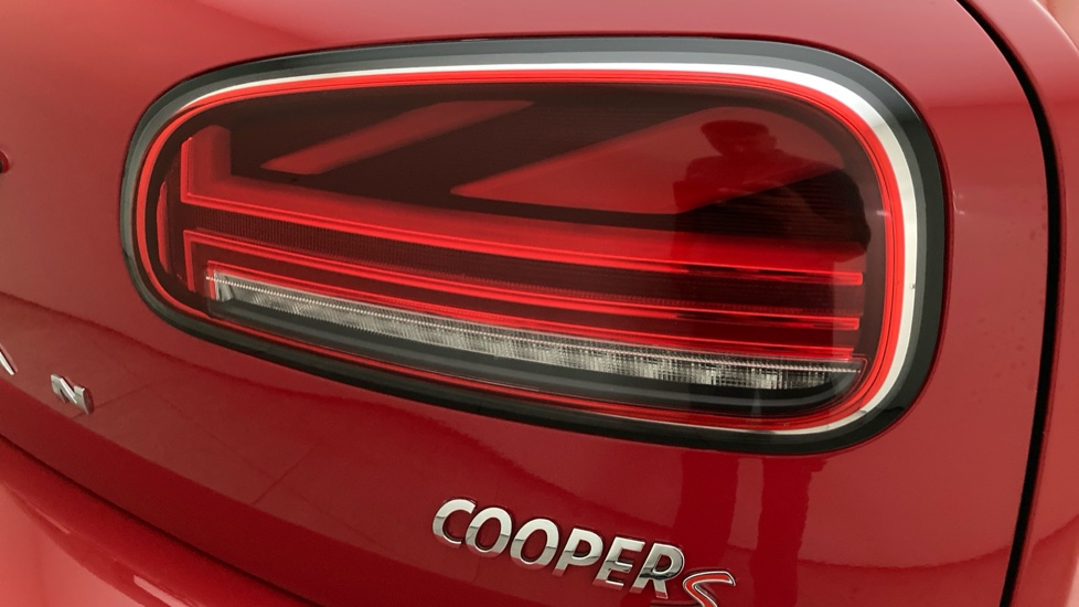 MINI Clubman 2.0 Cooper S Sport 6dr Petrol Estate - Image 25