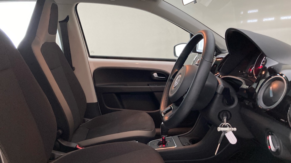 Volkswagen Up 1.0 Move Up 3dr Petrol Hatchback - Image 15