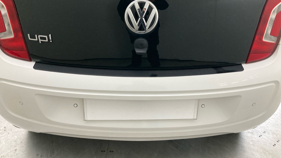 Volkswagen Up 1.0 Move Up 3dr Petrol Hatchback - Image 28