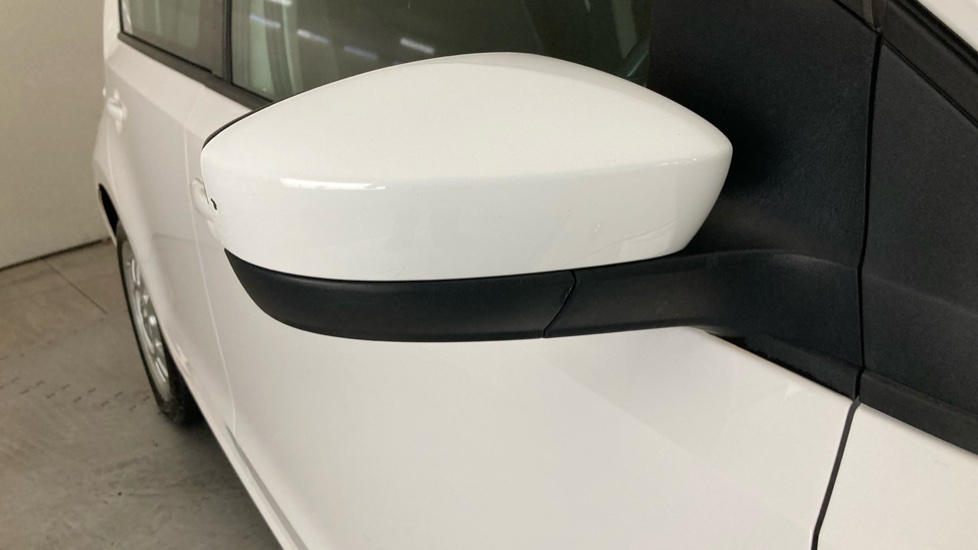Volkswagen Up 1.0 Move Up 3dr Petrol Hatchback - Image 29