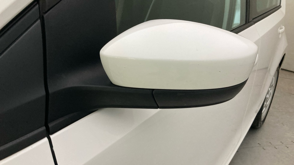 Volkswagen Up 1.0 Move Up 3dr Petrol Hatchback - Image 30