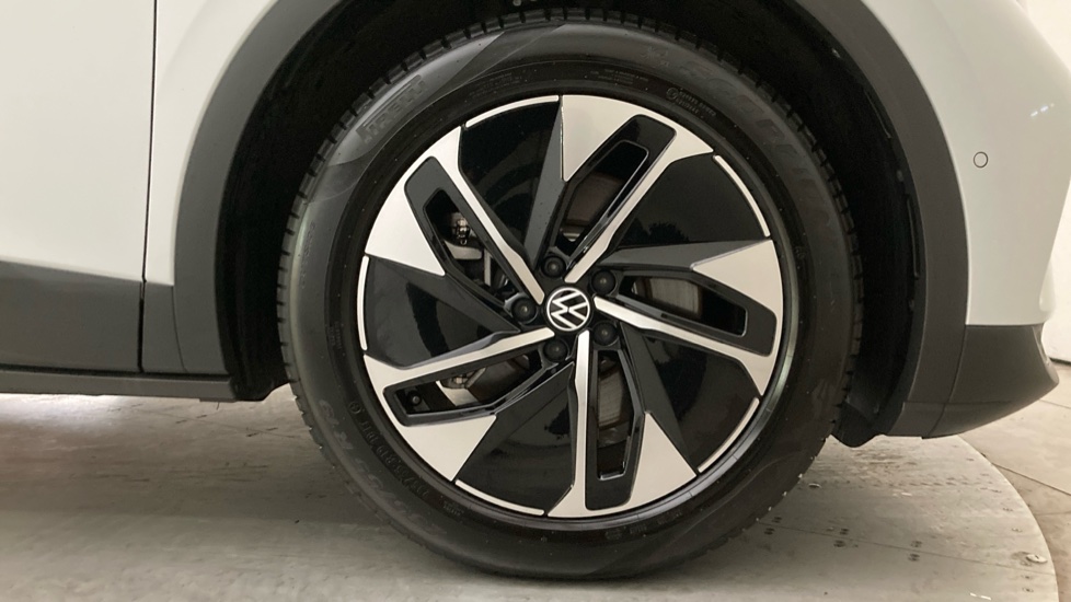 Volkswagen ID.4 210kW Match Pro 77kWh 5dr Auto Electric Estate - Image 5