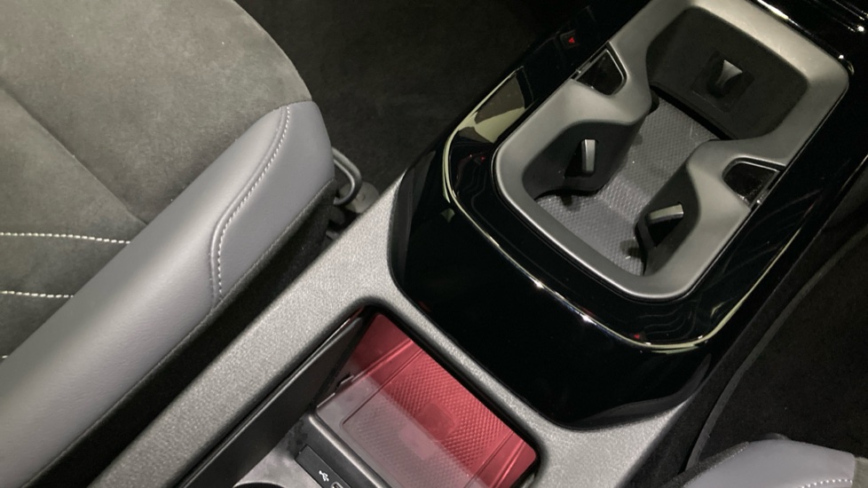 Volkswagen ID.4 210kW Match Pro 77kWh 5dr Auto Electric Estate - Image 14