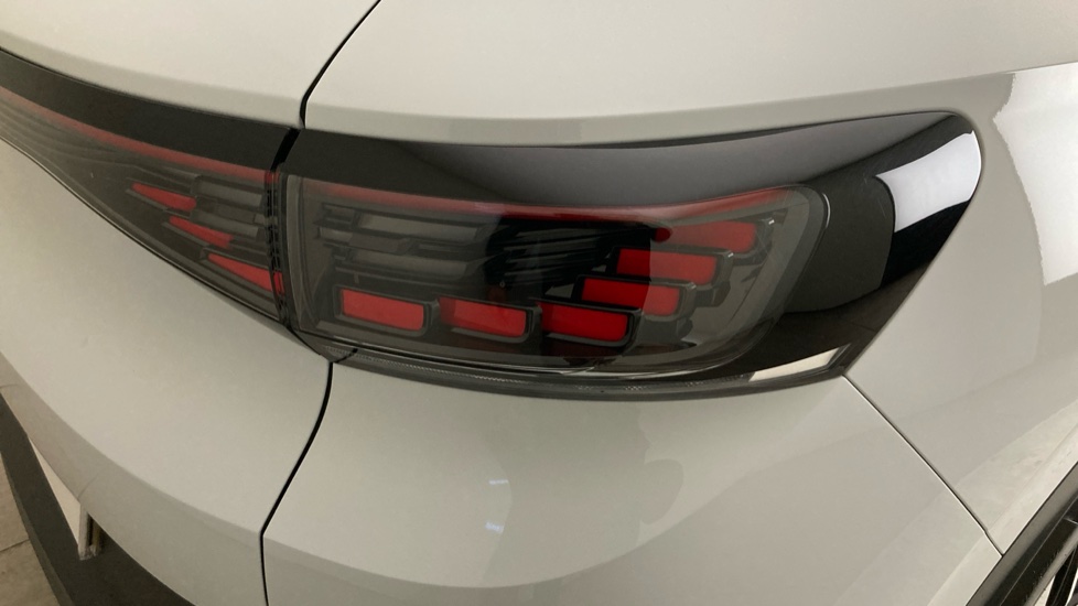 Volkswagen ID.4 210kW Match Pro 77kWh 5dr Auto Electric Estate - Image 25