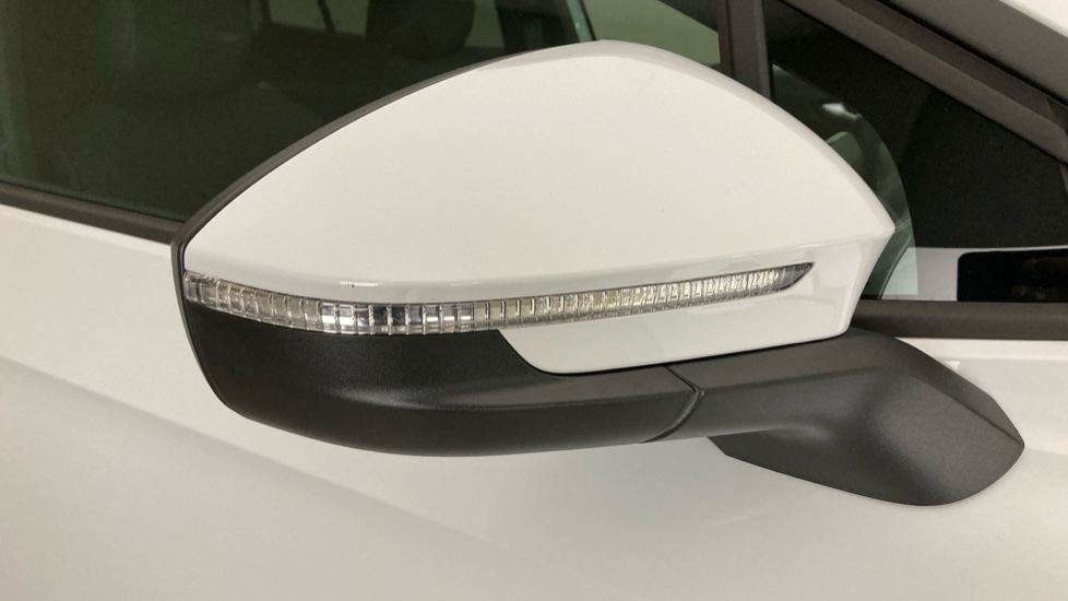 Volkswagen ID.4 210kW Match Pro 77kWh 5dr Auto Electric Estate - Image 29