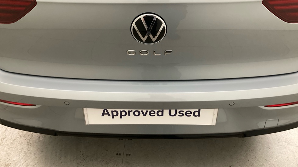 Volkswagen Golf 2.0 TDI 150 R-Line 5dr DSG Diesel Hatchback - Image 41