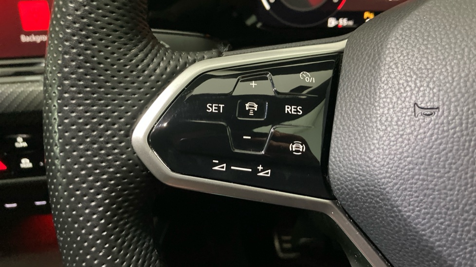 Volkswagen Golf 1.5 TSI 150 R-Line 5dr Petrol Hatchback - Image 17
