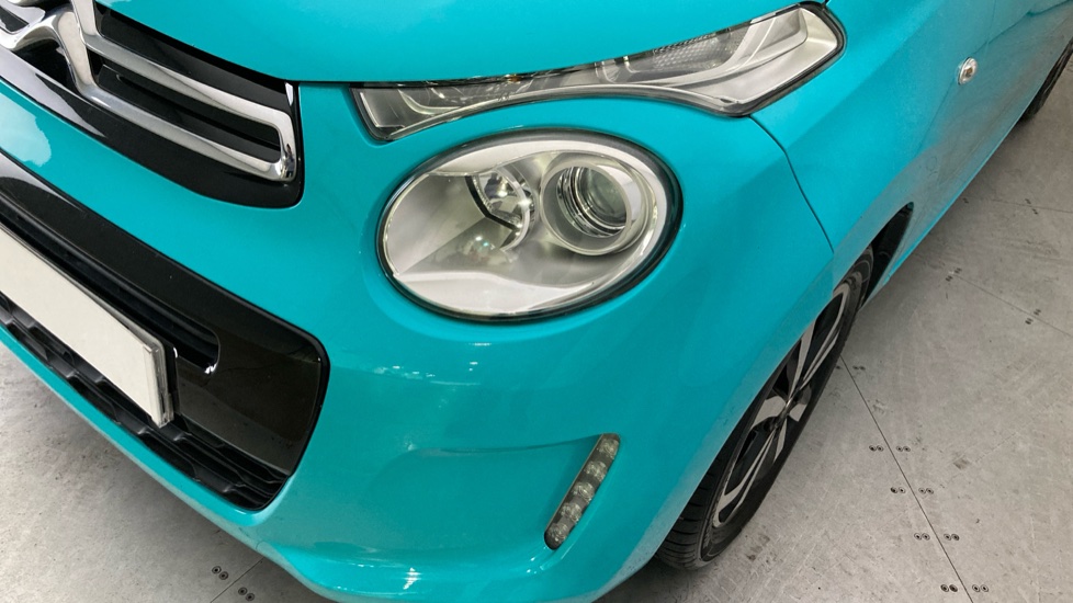 Citroen C1 1.2 PureTech Flair 5dr Petrol Hatchback - Image 22