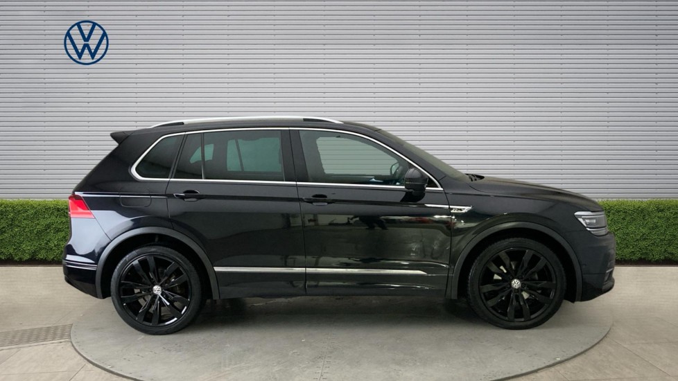 Volkswagen Tiguan 2.0 TDi 150 R-Line 5dr DSG Diesel Estate - Image 4