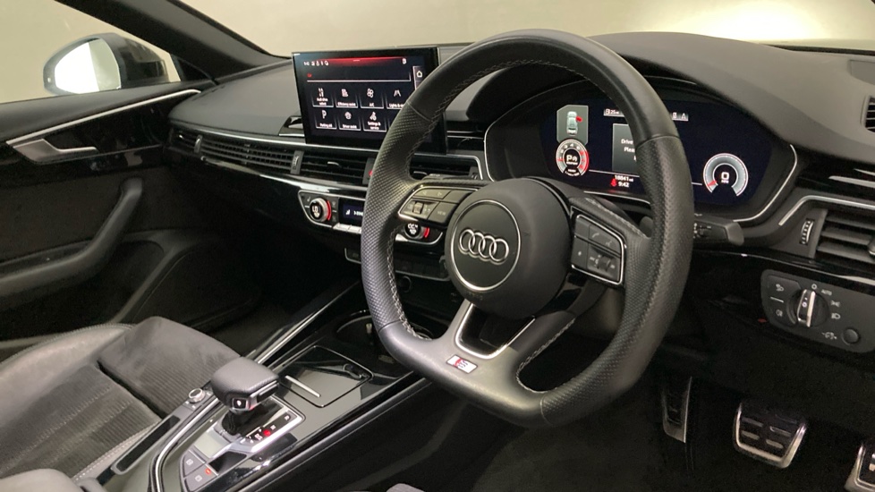 Audi A4 35 TFSI Black Edition 4dr S Tronic Petrol Saloon - Image 6