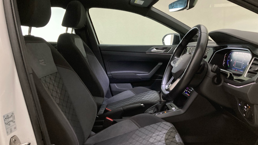 Volkswagen Taigo 1.5 TSI 150 R-Line 5dr DSG Petrol Hatchback - Image 15