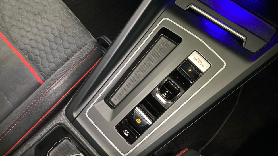 Volkswagen Golf 2.0 TSI 300 GTI Clubsport 5dr DSG Petrol Hatchback - Image 14