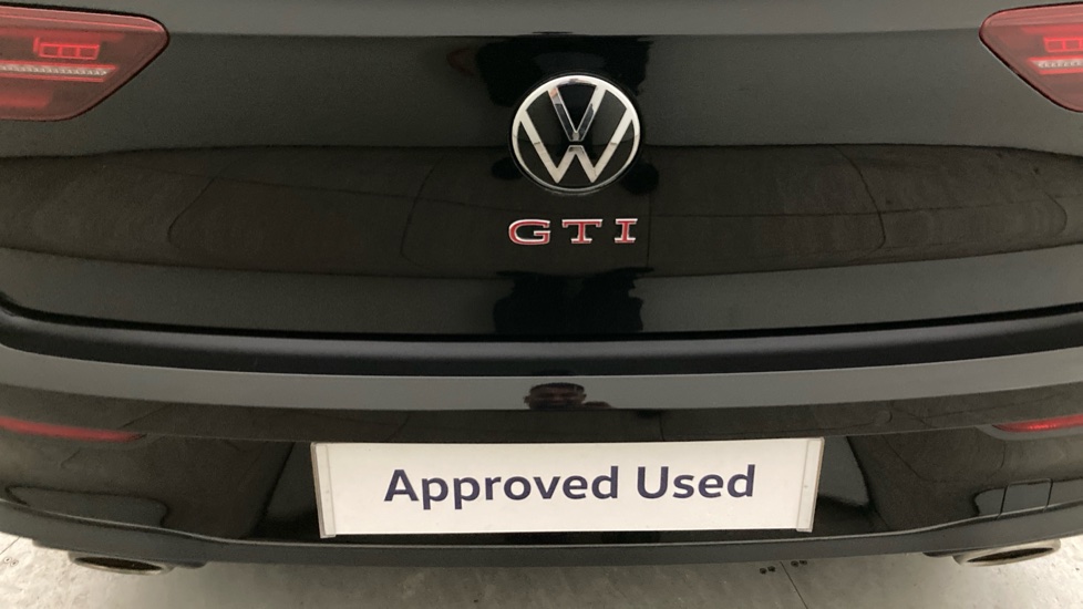 Volkswagen Golf 2.0 TSI 300 GTI Clubsport 5dr DSG Petrol Hatchback - Image 28
