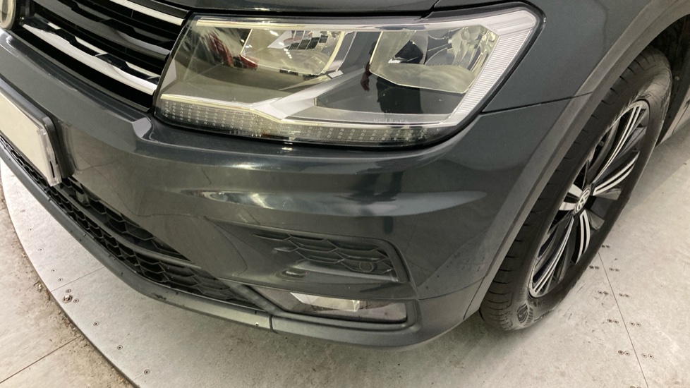 Volkswagen Tiguan 2.0 TDi 150 4Motion SE Nav 5dr DSG Diesel Estate - Image 34