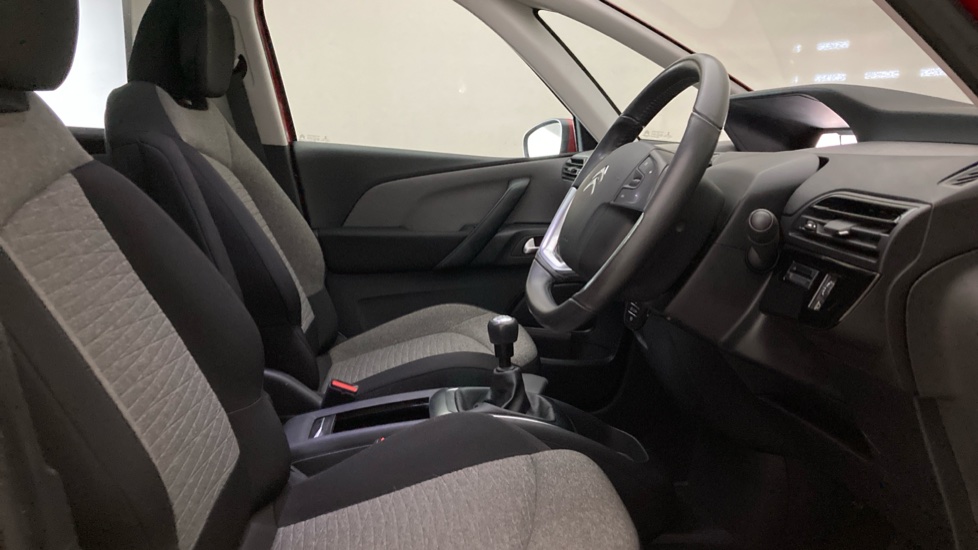 Citroen C4 Picasso 1.6 BlueHDi Selection 5dr Diesel Estate - Image 15