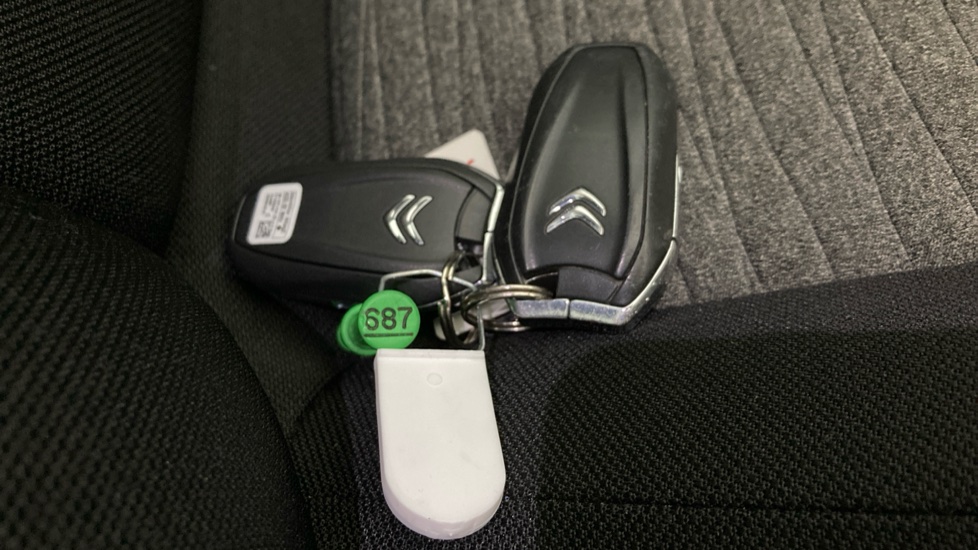 Citroen C4 Picasso 1.6 BlueHDi Selection 5dr Diesel Estate - Image 35