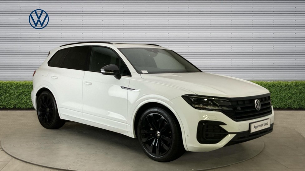 Volkswagen Touareg 3.0 V6 TDI 4Motion Black Edition 5dr Tip Auto Diesel Estate - Image 1