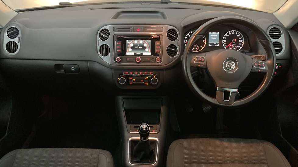 Volkswagen Tiguan 2.0 TDi BlueMotion Tech SE 5dr Diesel Estate - Image 9