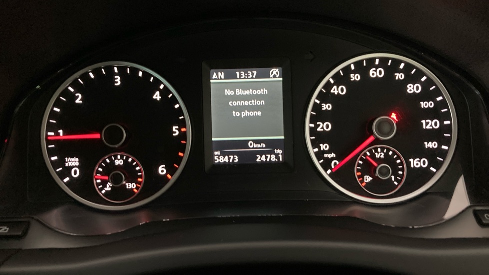 Volkswagen Tiguan 2.0 TDi BlueMotion Tech SE 5dr Diesel Estate - Image 11