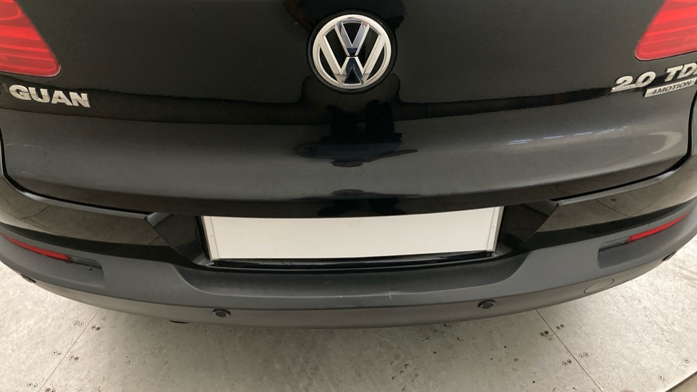 Volkswagen Tiguan 2.0 TDi BlueMotion Tech SE 5dr Diesel Estate - Image 28