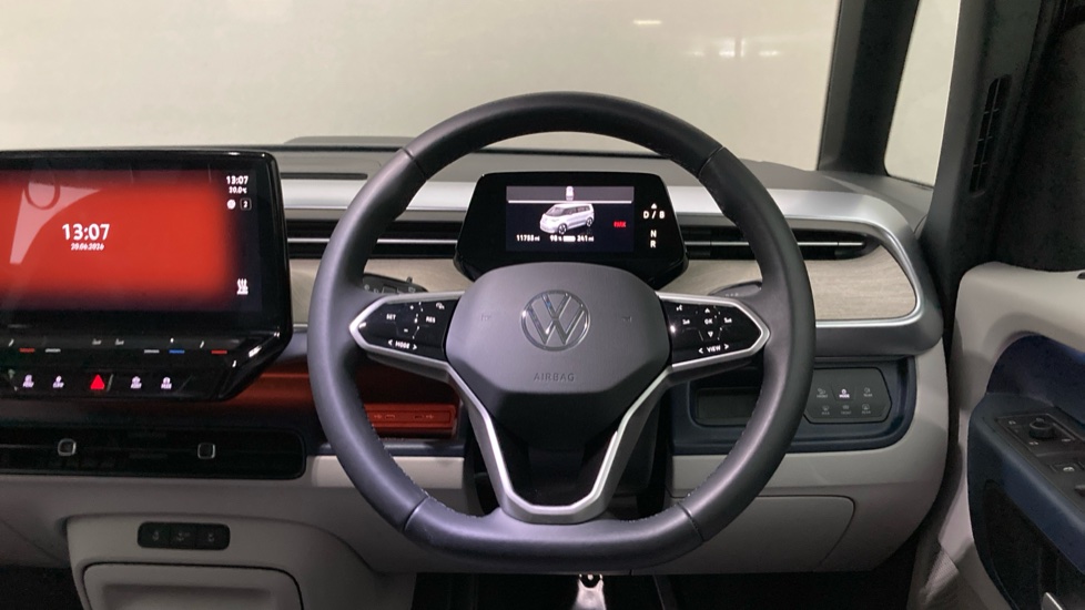 Volkswagen ID. Buzz 150kW Style Pro 77kWh 5dr Auto Electric Estate - Image 10