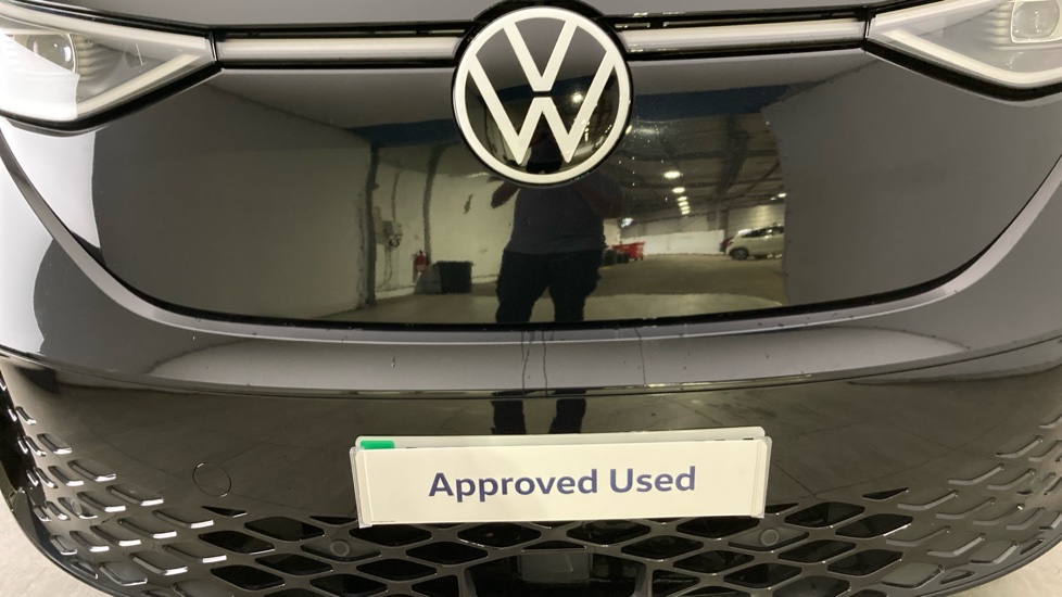 Volkswagen ID. Buzz 150kW Style Pro 77kWh 5dr Auto Electric Estate - Image 37
