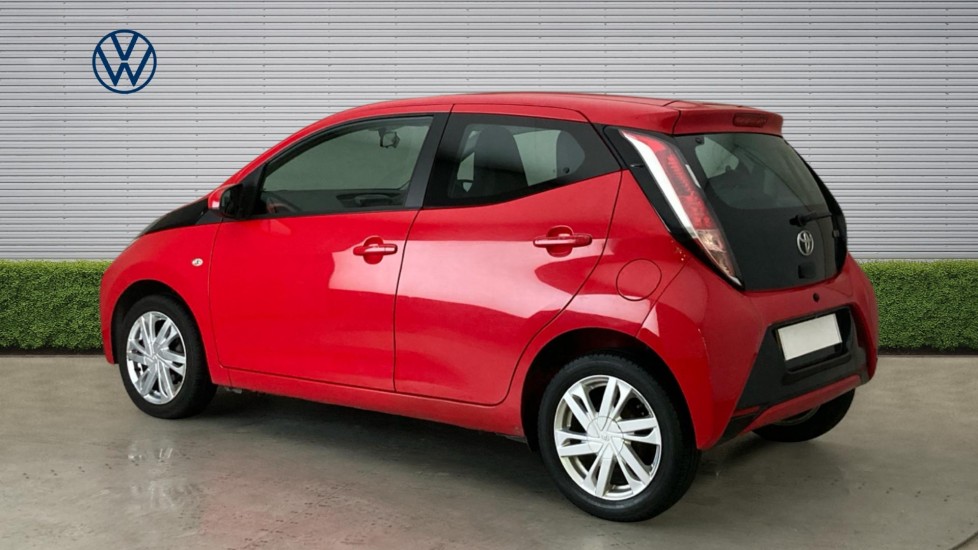 Toyota Aygo 1.0 VVT-i X-Pression 5dr Petrol Hatchback - Image 3