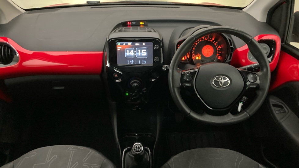 Toyota Aygo 1.0 VVT-i X-Pression 5dr Petrol Hatchback - Image 9