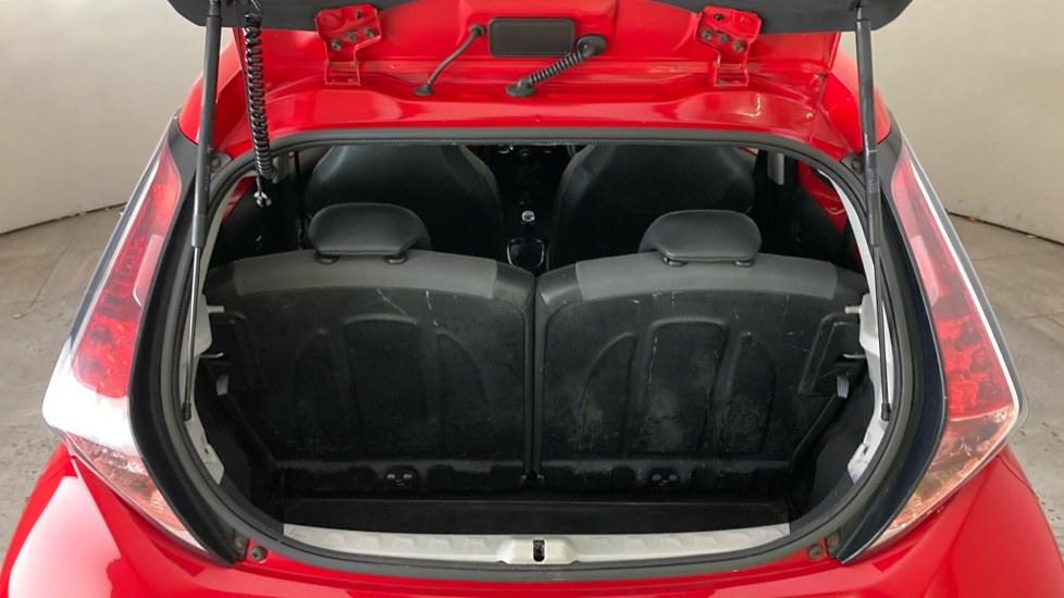 Toyota Aygo 1.0 VVT-i X-Pression 5dr Petrol Hatchback - Image 20