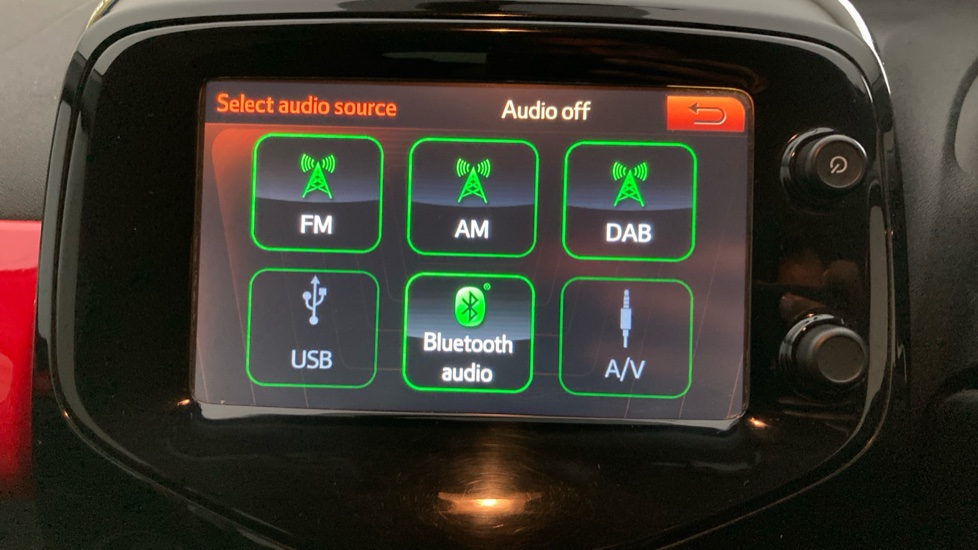 Toyota Aygo 1.0 VVT-i X-Pression 5dr Petrol Hatchback - Image 22