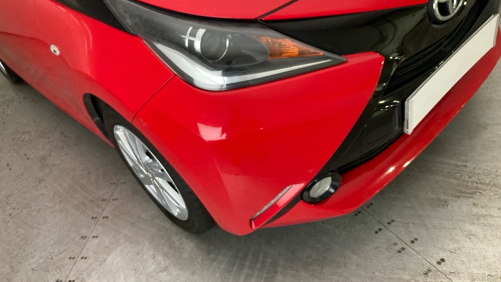 Toyota Aygo 1.0 VVT-i X-Pression 5dr Petrol Hatchback - Image 29