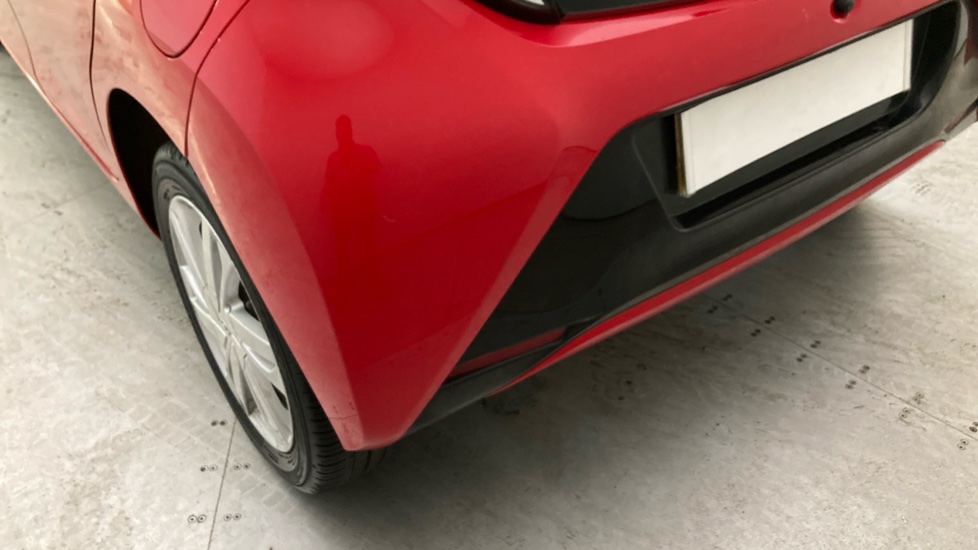 Toyota Aygo 1.0 VVT-i X-Pression 5dr Petrol Hatchback - Image 34