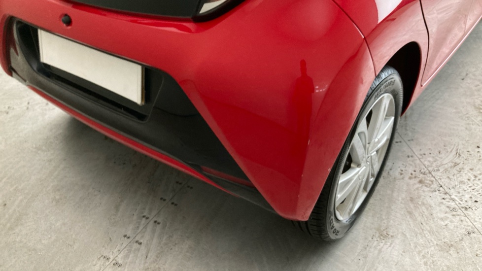 Toyota Aygo 1.0 VVT-i X-Pression 5dr Petrol Hatchback - Image 35
