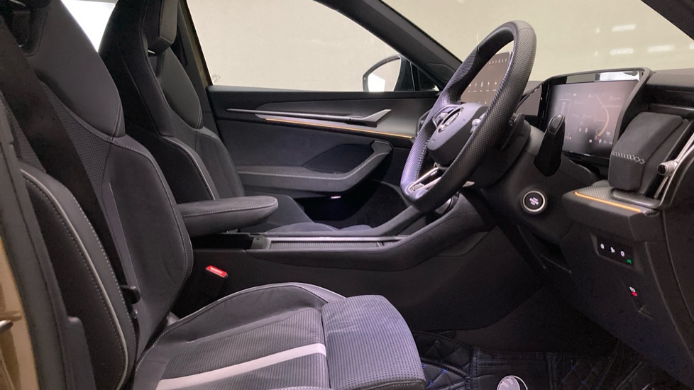 Skoda Kodiaq 1.5 TSI iV 204 SportLine 5dr DSG Estate - Image 15