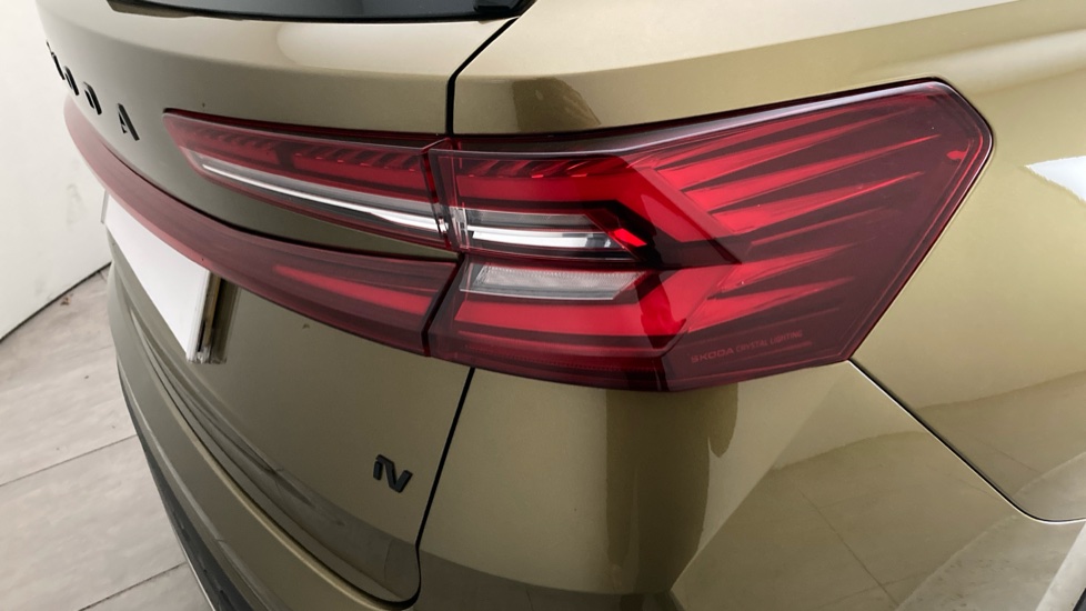 Skoda Kodiaq 1.5 TSI iV 204 SportLine 5dr DSG Estate - Image 25