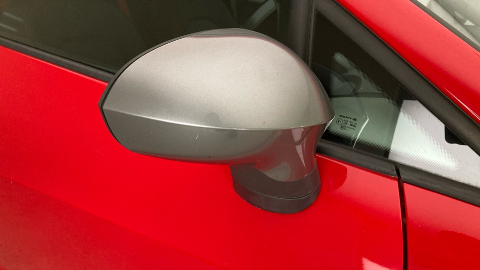 SEAT Ibiza 1.4 TSI ACT FR Edition 3dr Petrol Hatchback - Image 34