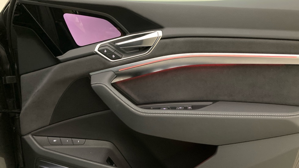 Audi e-tron 300kW 55 Quattro 95kWh Vorsprung 5dr Auto Electric Hatchback - Image 19