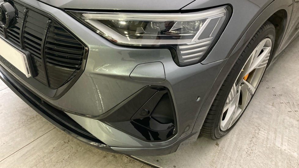 Audi e-tron 300kW 55 Quattro 95kWh Vorsprung 5dr Auto Electric Hatchback - Image 35